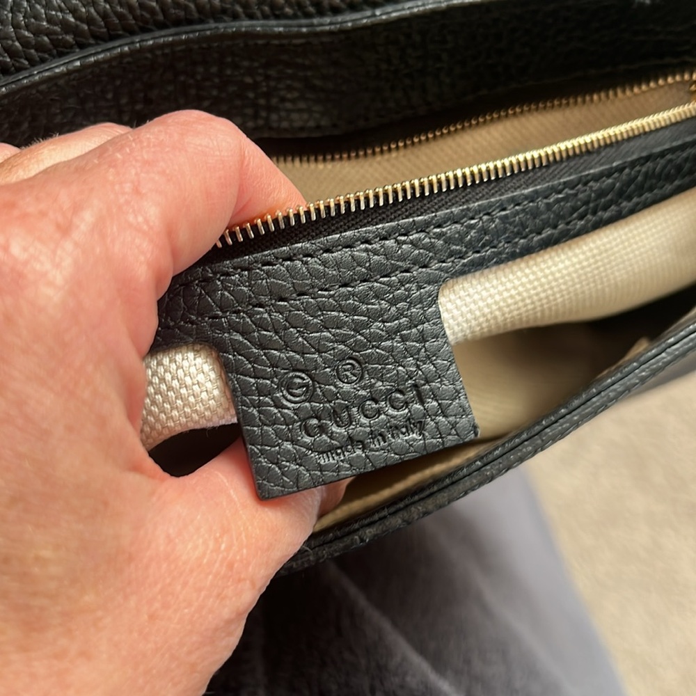 Gucci Soho Interlocking GG Black Leather Gold Chain Flap Shoulder Bag Purse - Picture 11 of 17